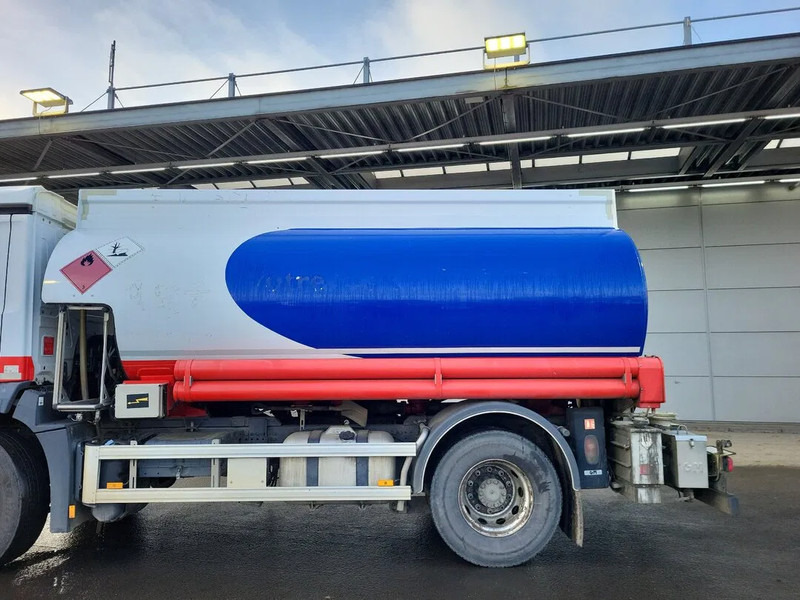 Mercedes-Benz Antos 1824 - Φορτηγό βυτιοφόρο: φωτογραφία 3 Mercedes-Benz Antos 1824 - Φορτηγό βυτιοφόρο: φωτογραφία 3