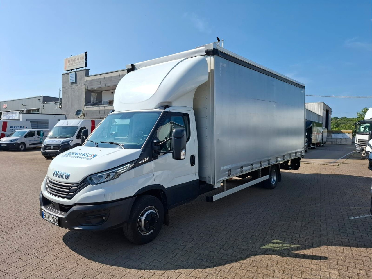 Iveco 72-210P/A8,Luft,HiMatic,LBW,Schiebepl., - Επαγγελματικό αυτοκίνητο με μουσαμά: φωτογραφία 1 Iveco 72-210P/A8,Luft,HiMatic,LBW,Schiebepl., - Επαγγελματικό αυτοκίνητο με μουσαμά: φωτογραφία 1