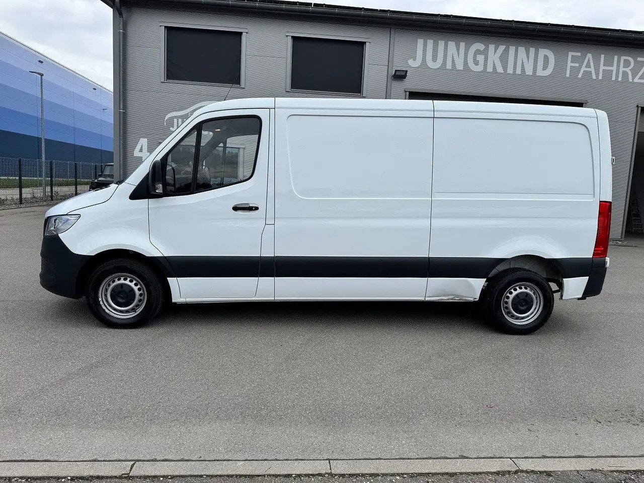 Mercedes-Benz Sprinter 215 CDI Flach Lang Klima FWD - Βαν: φωτογραφία 3 Mercedes-Benz Sprinter 215 CDI Flach Lang Klima FWD - Βαν: φωτογραφία 3