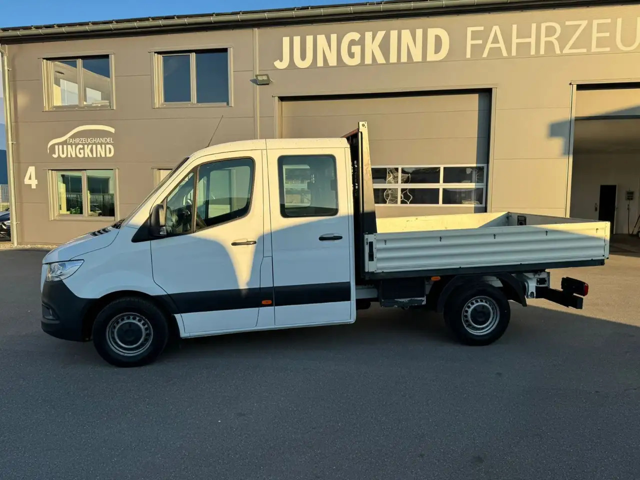 Mercedes-Benz Sprinter 317 CDI Lang DoKa Pritsche AHK 3,5t - Μικρό φορτηγό με καρότσα, Διπλοκάμπινο ελαφρύ επαγγελματικό: φωτογραφία 1 Mercedes-Benz Sprinter 317 CDI Lang DoKa Pritsche AHK 3,5t - Μικρό φορτηγό με καρότσα, Διπλοκάμπινο ελαφρύ επαγγελματικό: φωτογραφία 1