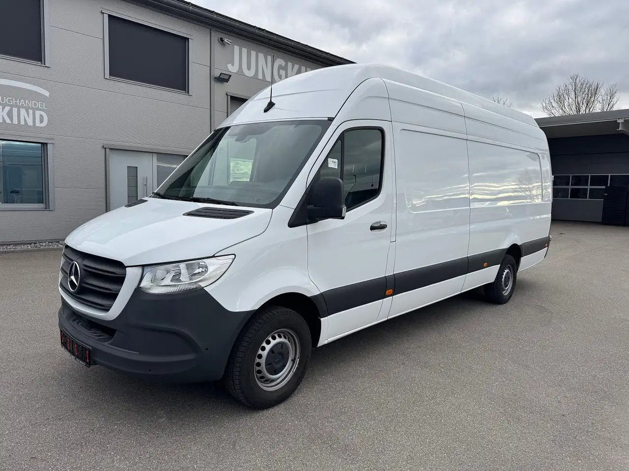 Mercedes-Benz Sprinter 317 CDI Maxi Lang Extralang XXL MBUX - Βαν: φωτογραφία 1 Mercedes-Benz Sprinter 317 CDI Maxi Lang Extralang XXL MBUX - Βαν: φωτογραφία 1