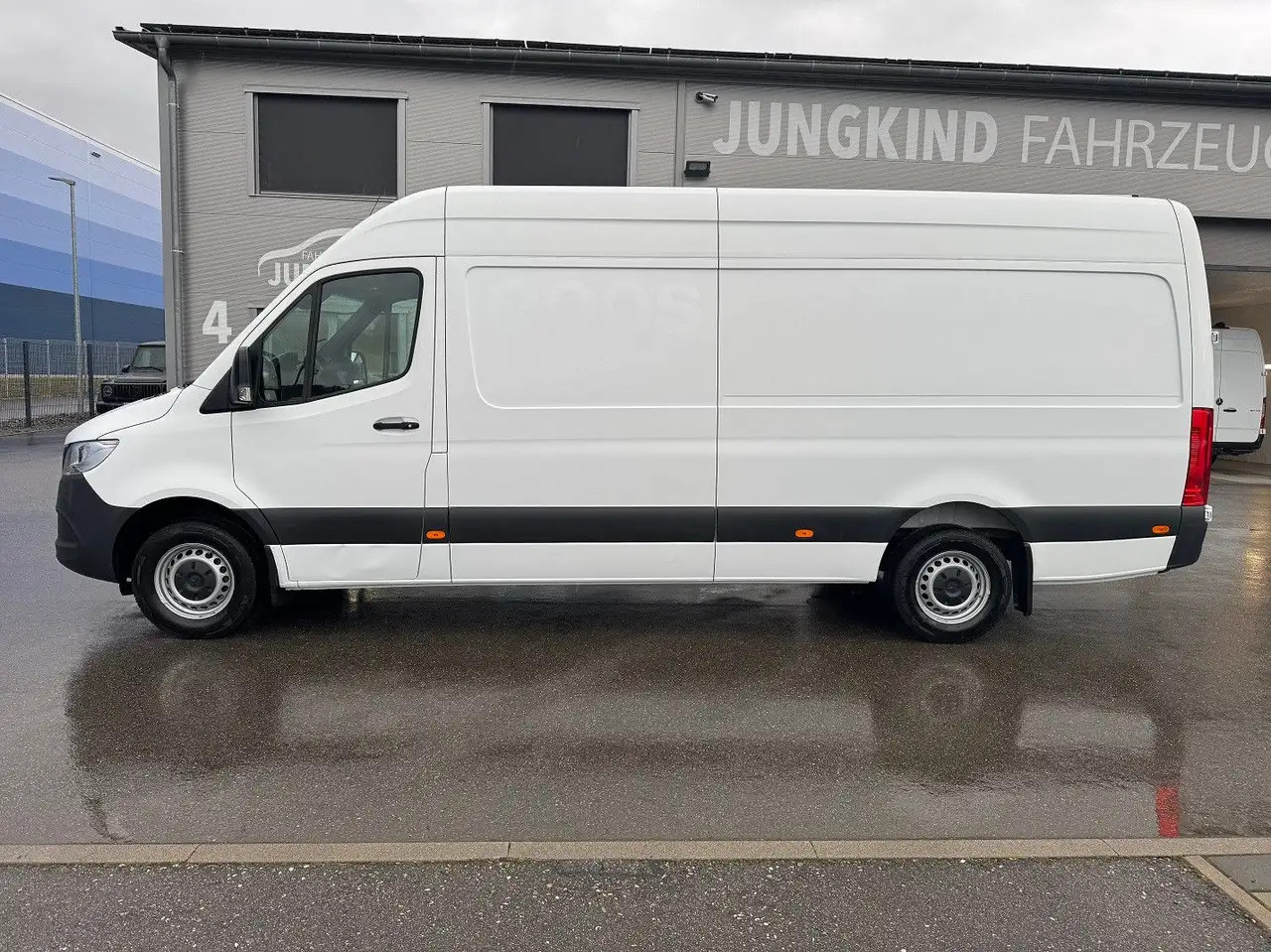 Mercedes-Benz Sprinter 317 Maxi Lang Klima MBUX 3,5t AHK - Βαν: φωτογραφία 3 Mercedes-Benz Sprinter 317 Maxi Lang Klima MBUX 3,5t AHK - Βαν: φωτογραφία 3