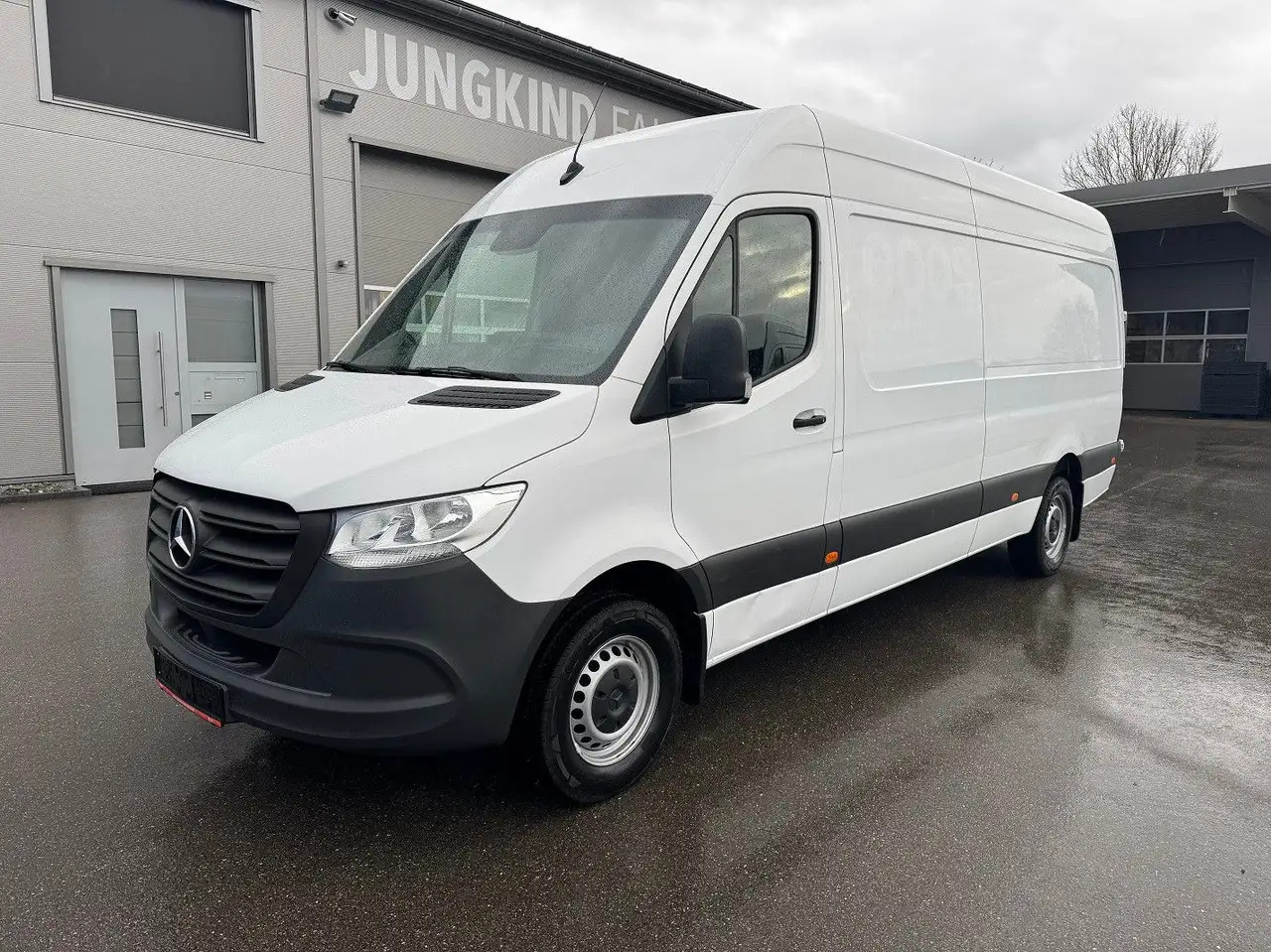 Mercedes-Benz Sprinter 317 Maxi Lang Klima MBUX 3,5t AHK - Βαν: φωτογραφία 1 Mercedes-Benz Sprinter 317 Maxi Lang Klima MBUX 3,5t AHK - Βαν: φωτογραφία 1