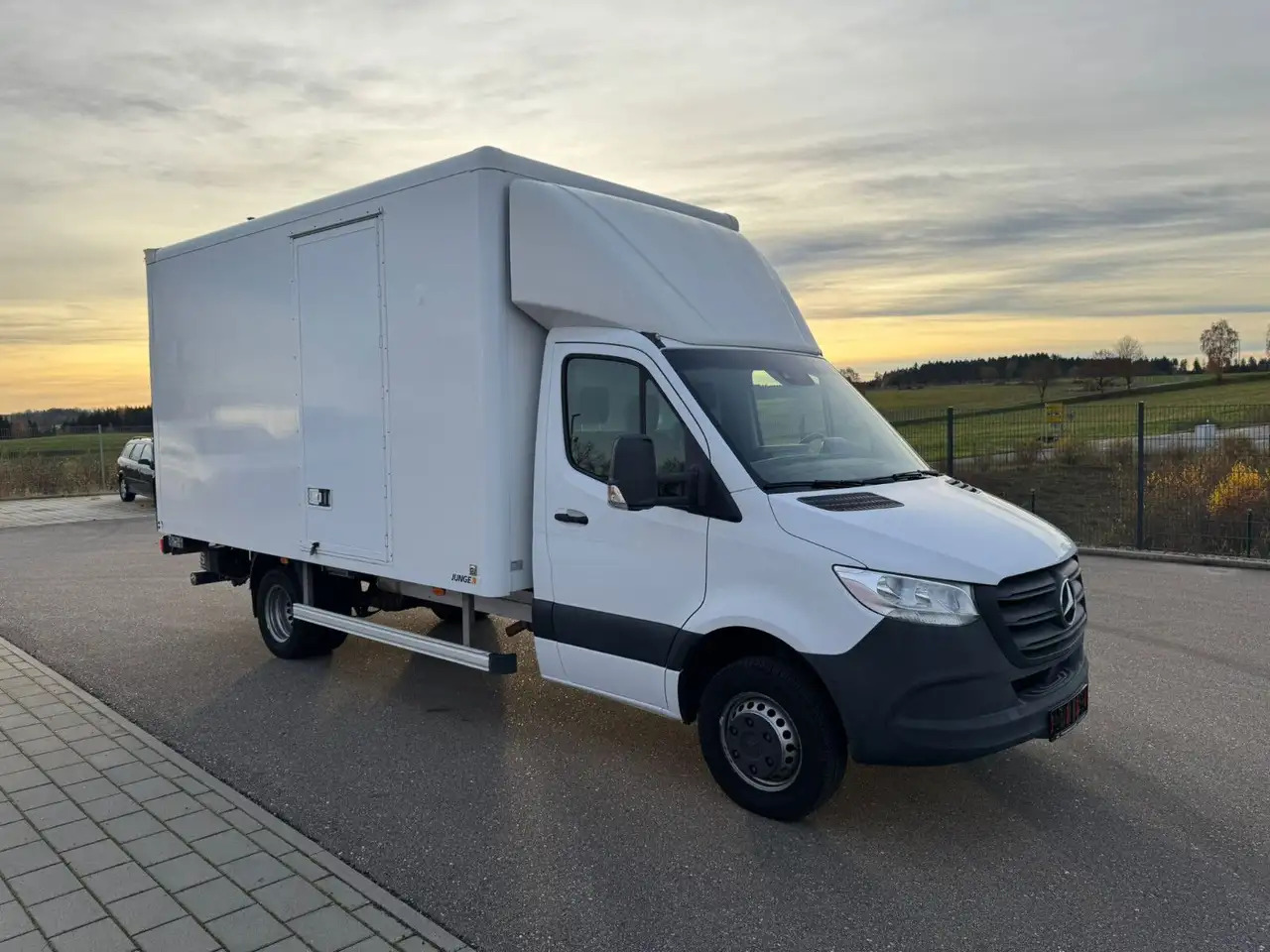 Mercedes-Benz Sprinter 516 CDI Maxi Koffer LBW AHK Klima - Επαγγελματικό αυτοκίνητο κόφα: φωτογραφία 2 Mercedes-Benz Sprinter 516 CDI Maxi Koffer LBW AHK Klima - Επαγγελματικό αυτοκίνητο κόφα: φωτογραφία 2