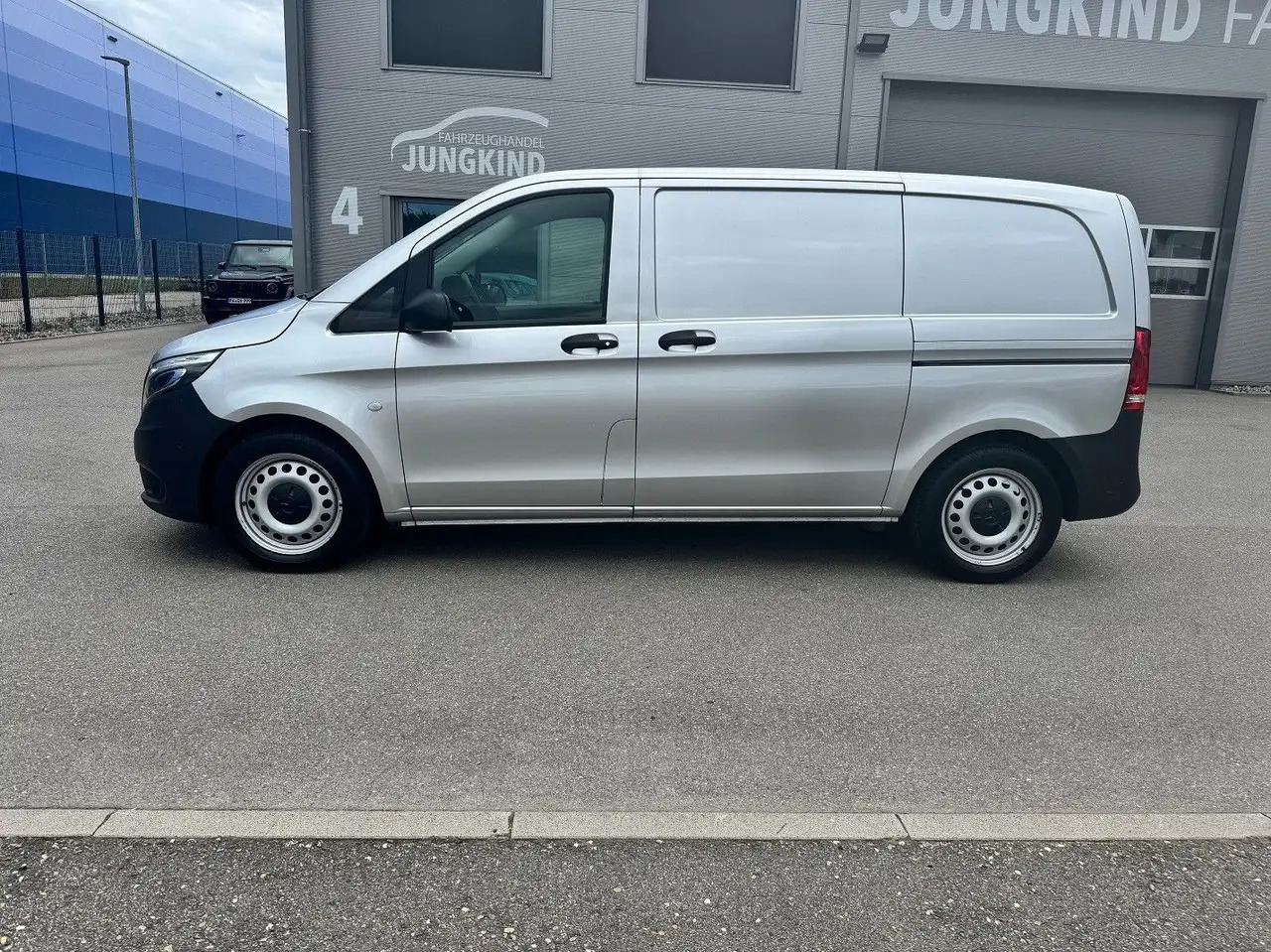 Mercedes-Benz Vito 114 CDI Kompakt Silber Klima Bott - Βαν: φωτογραφία 3 Mercedes-Benz Vito 114 CDI Kompakt Silber Klima Bott - Βαν: φωτογραφία 3