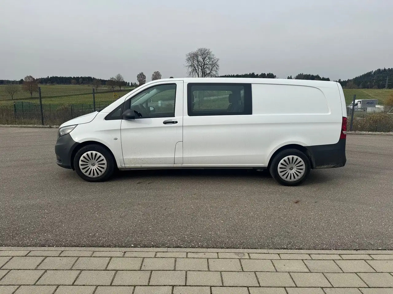 Mercedes-Benz Vito 116 CDI Lang Extralang Mixto Klima - Βαν: φωτογραφία 3 Mercedes-Benz Vito 116 CDI Lang Extralang Mixto Klima - Βαν: φωτογραφία 3