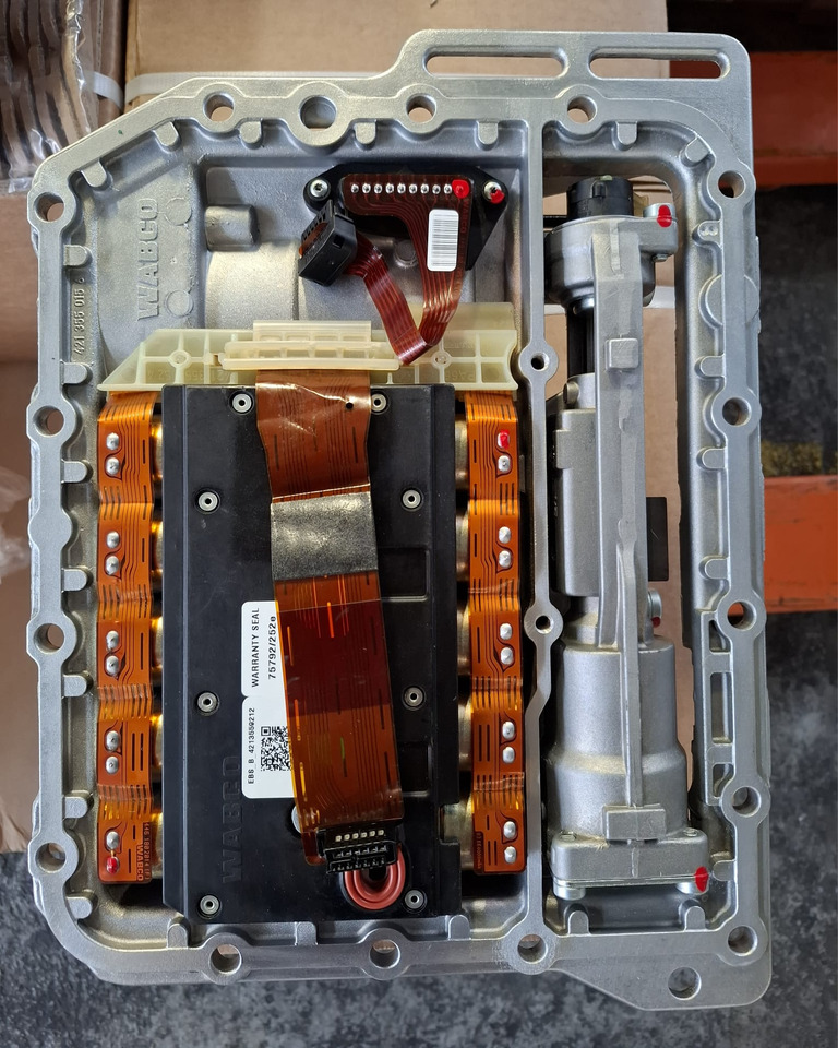 ASTRONIC ZF - Κιβώτιο ταχυτήτων και ανταλλακτικά για Φορτηγό: φωτογραφία 1 ASTRONIC ZF - Κιβώτιο ταχυτήτων και ανταλλακτικά για Φορτηγό: φωτογραφία 1