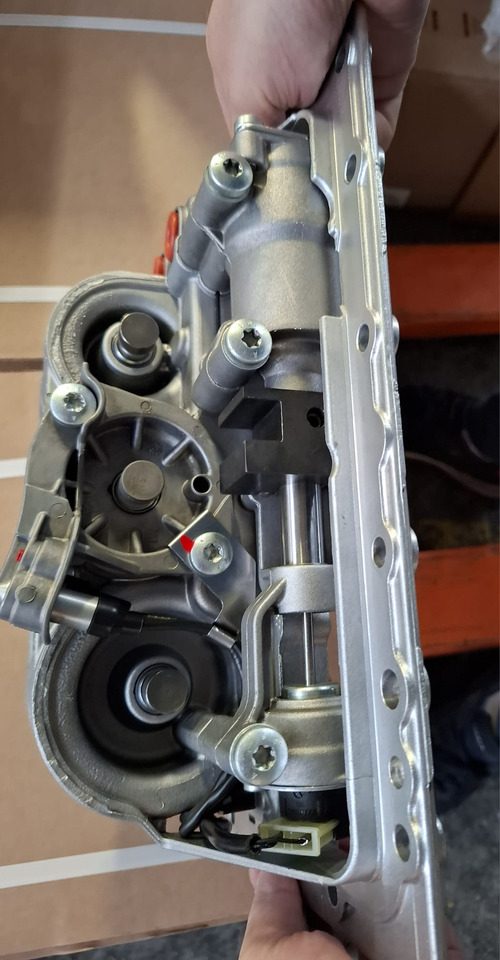 ASTRONIC ZF - Κιβώτιο ταχυτήτων και ανταλλακτικά για Φορτηγό: φωτογραφία 3 ASTRONIC ZF - Κιβώτιο ταχυτήτων και ανταλλακτικά για Φορτηγό: φωτογραφία 3