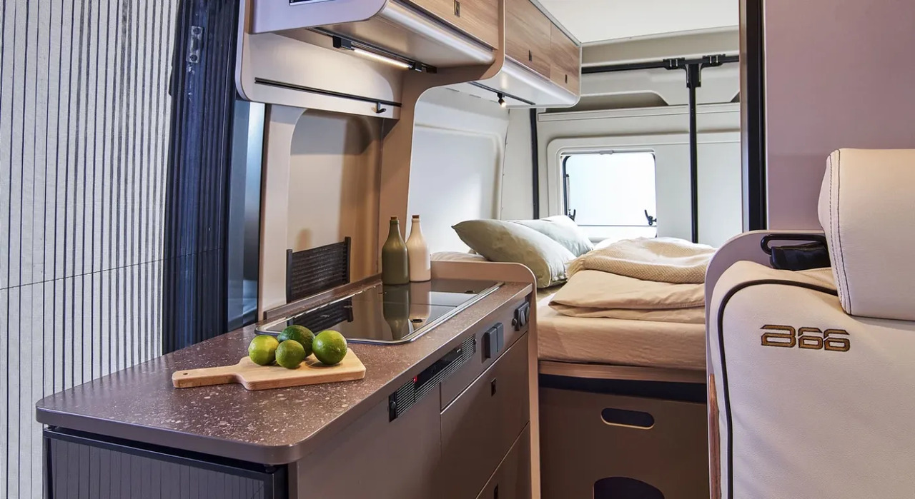 Bürstner B66 C 600 B 66 Voll ausgestattet - Αυτοκινούμενο βαν: φωτογραφία 3 Bürstner B66 C 600 B 66 Voll ausgestattet - Αυτοκινούμενο βαν: φωτογραφία 3