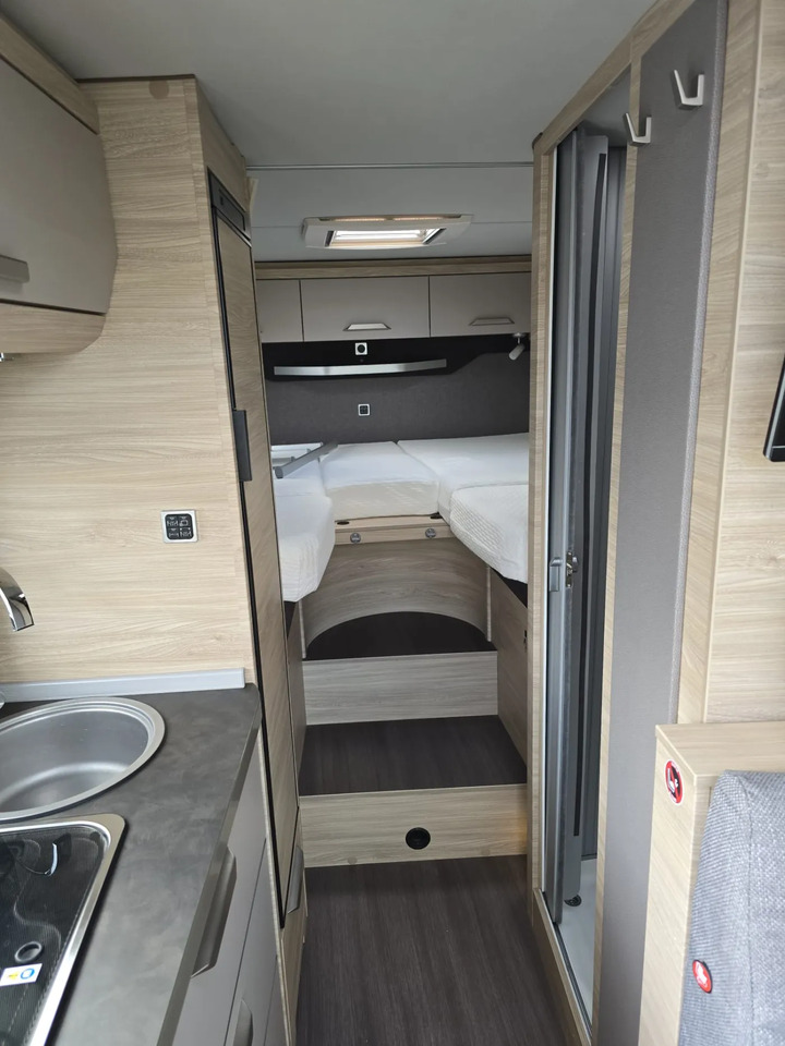 Knaus Van TI Plus 650 MEG Platinum Selection - Ημιενιαίο αυτοκινούμενο: φωτογραφία 4 Knaus Van TI Plus 650 MEG Platinum Selection - Ημιενιαίο αυτοκινούμενο: φωτογραφία 4