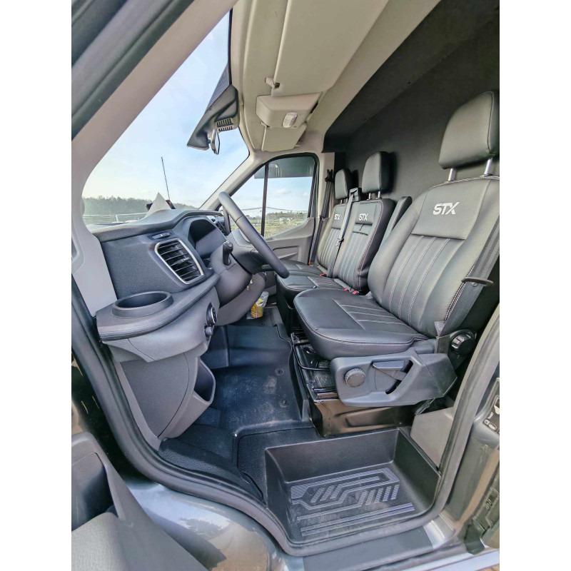 STX Ford Transit by Stephex - Φορτηγό μεταφοράς αλόγων: φωτογραφία 4 STX Ford Transit by Stephex - Φορτηγό μεταφοράς αλόγων: φωτογραφία 4