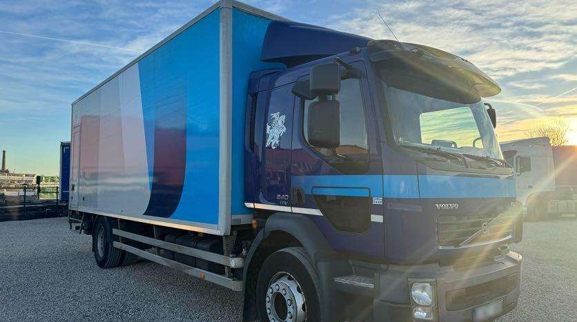 Volvo FL 240 - Φορτηγό ψυγείο: φωτογραφία 3 Volvo FL 240 - Φορτηγό ψυγείο: φωτογραφία 3