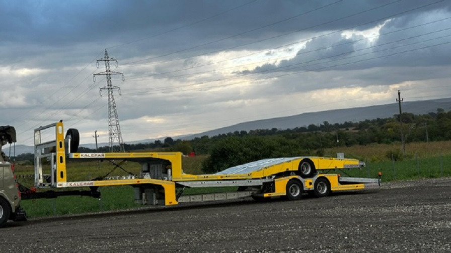 KALEPAR KLP1 - Επικαθήμενο με χαμηλό δάπεδο: φωτογραφία 1 KALEPAR KLP1 - Επικαθήμενο με χαμηλό δάπεδο: φωτογραφία 1