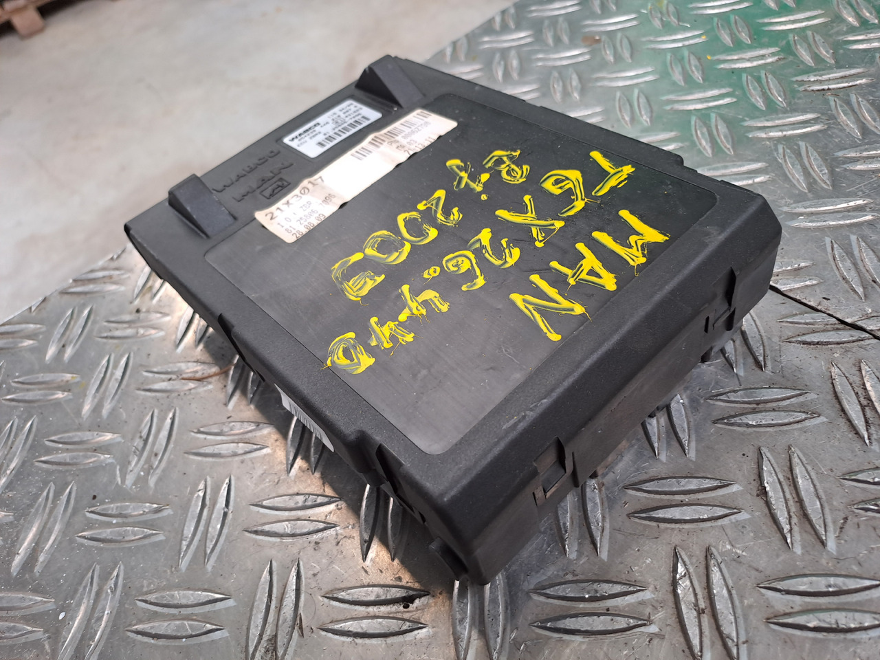 Ηλεκτρονική μονάδα ελέγχου για Φορτηγό Gebrauchtes MAN TGX 26.440 Steuergerät zentraler Bordrechner, Artikel - Nr. : 81.25806 - 7096: φωτογραφία 7 Ηλεκτρονική μονάδα ελέγχου για Φορτηγό Gebrauchtes MAN TGX 26.440 Steuergerät zentraler Bordrechner, Artikel - Nr. : 81.25806 - 7096: φωτογραφία 7