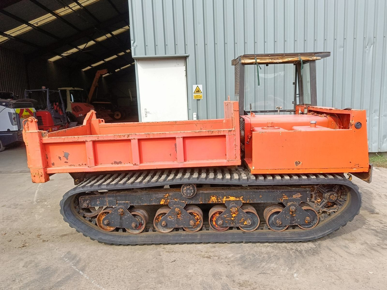 MOROOKA - Ερπυστριοφορος ανατρεπόμενο: φωτογραφία 2 MOROOKA - Ερπυστριοφορος ανατρεπόμενο: φωτογραφία 2