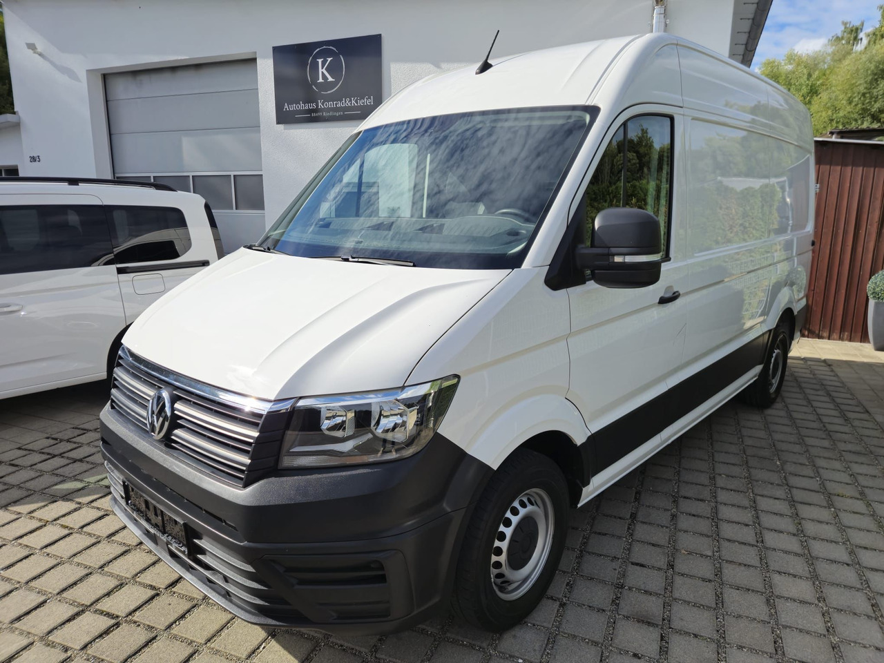 VOLKSWAGEN Crafter 35 mittellang Hochdach AppConnect/Kamera - Βαν: φωτογραφία 1 VOLKSWAGEN Crafter 35 mittellang Hochdach AppConnect/Kamera - Βαν: φωτογραφία 1