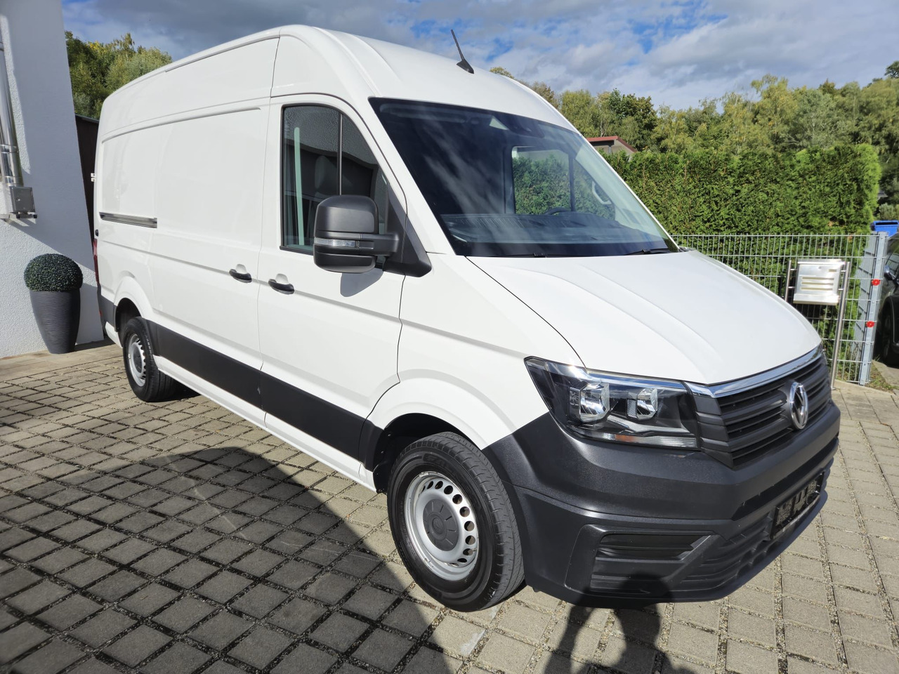 VOLKSWAGEN Crafter 35 mittellang Hochdach AppConnect/Kamera - Βαν: φωτογραφία 2 VOLKSWAGEN Crafter 35 mittellang Hochdach AppConnect/Kamera - Βαν: φωτογραφία 2
