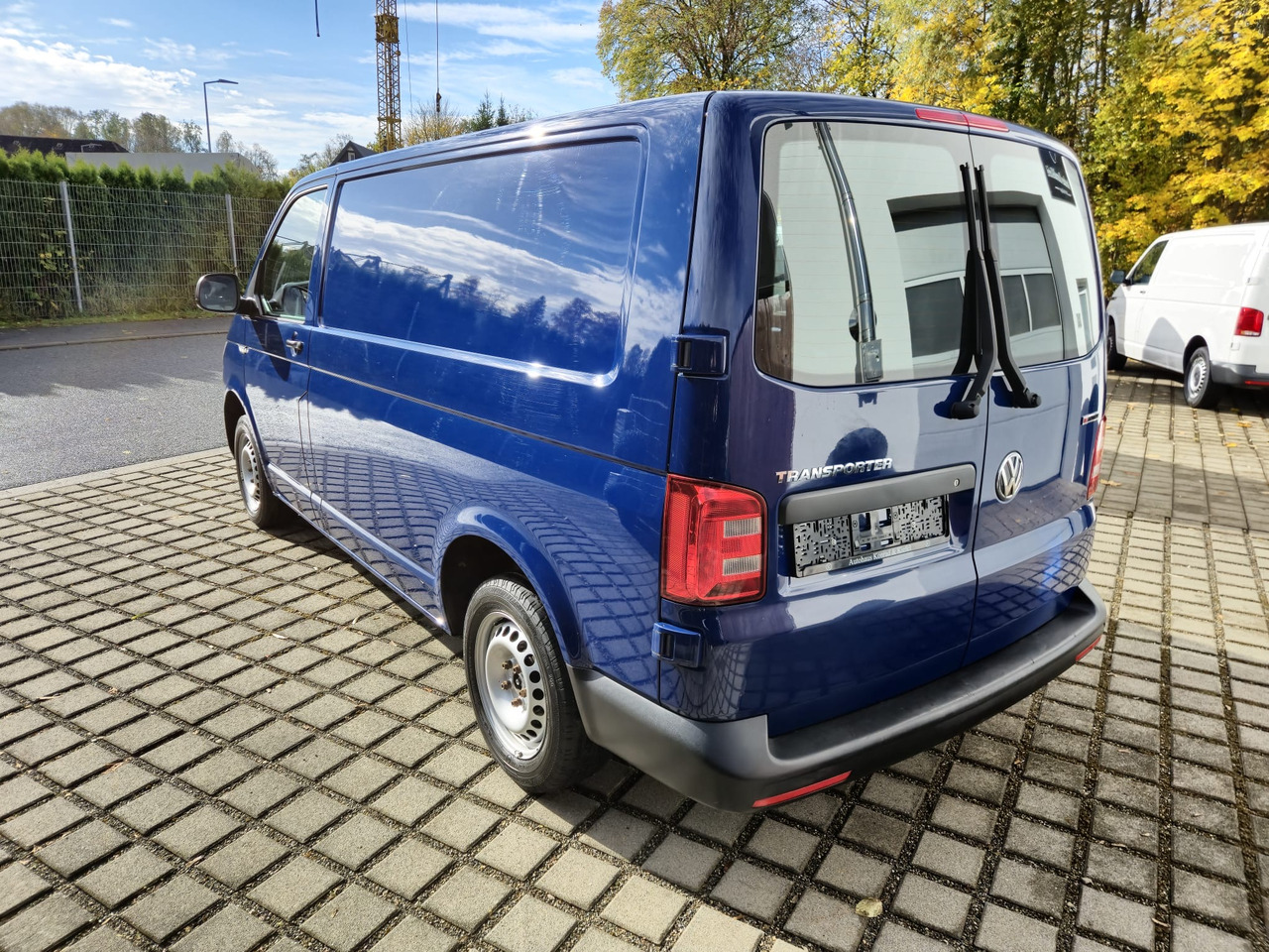 VOLKSWAGEN T6 Transporter Kasten-Kombi 4Motion/Navi/LED - Βαν: φωτογραφία 5 VOLKSWAGEN T6 Transporter Kasten-Kombi 4Motion/Navi/LED - Βαν: φωτογραφία 5