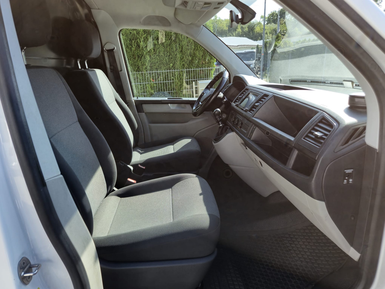 Βαν VOLKSWAGEN T6 Transporter Kasten-Kombi Navi/ACC/Standheiz.: φωτογραφία 13