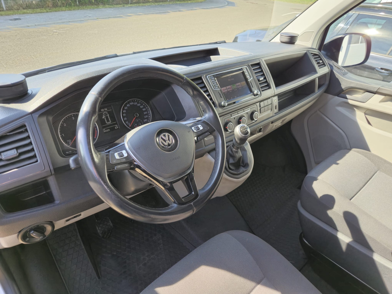 Βαν VOLKSWAGEN T6 Transporter Kasten-Kombi Navi/ACC/Standheiz.: φωτογραφία 10