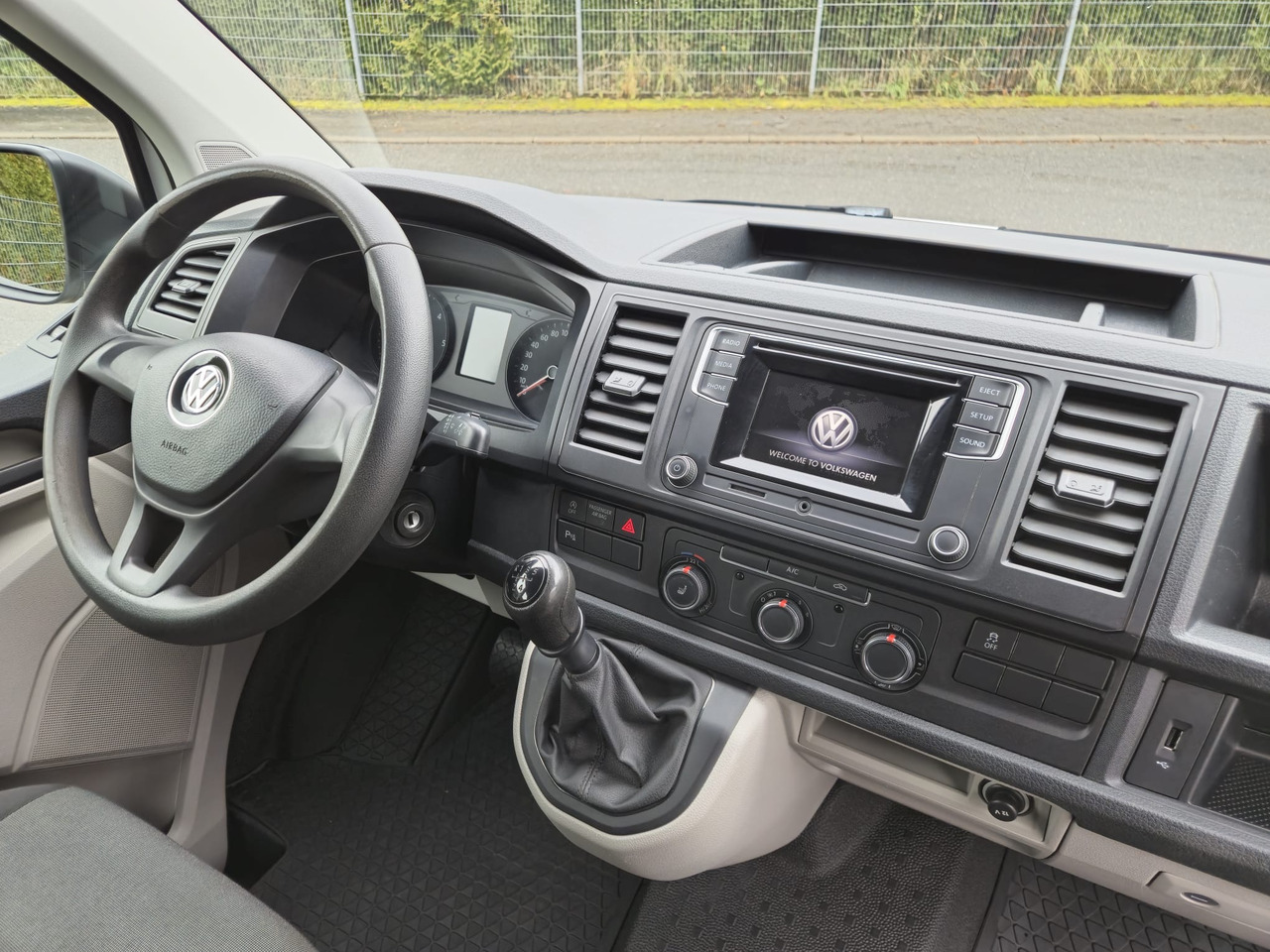 Βαν VOLKSWAGEN T6 Transporter Mixto LR 6-Sitzer/Standheiz./PDC: φωτογραφία 12