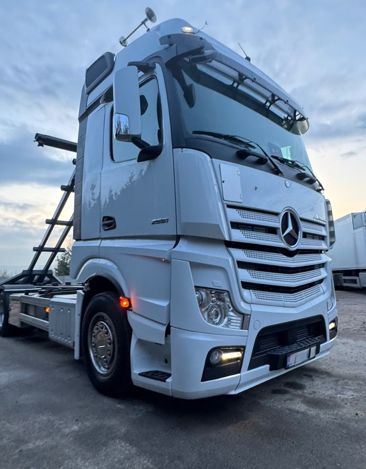 Mercedes-Benz ACTROS / 2553 / ACC / E 6 / MP 5 /TIPPER, BDF ,WYWROT / RETARDER/ GIGA SPACE/Niski Przebieg 366 Tys Km! ASO - Φορτηγό κόφα: φωτογραφία 2 Mercedes-Benz ACTROS / 2553 / ACC / E 6 / MP 5 /TIPPER, BDF ,WYWROT / RETARDER/ GIGA SPACE/Niski Przebieg 366 Tys Km! ASO - Φορτηγό κόφα: φωτογραφία 2