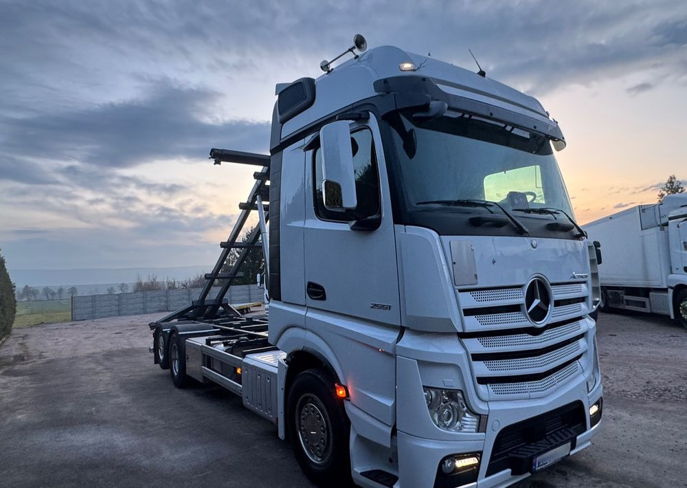 Mercedes-Benz ACTROS / 2553 / ACC / E 6 / MP 5 /TIPPER, BDF ,WYWROT / RETARDER/ GIGA SPACE/Niski Przebieg 366 Tys Km! ASO - Φορτηγό κόφα: φωτογραφία 4 Mercedes-Benz ACTROS / 2553 / ACC / E 6 / MP 5 /TIPPER, BDF ,WYWROT / RETARDER/ GIGA SPACE/Niski Przebieg 366 Tys Km! ASO - Φορτηγό κόφα: φωτογραφία 4