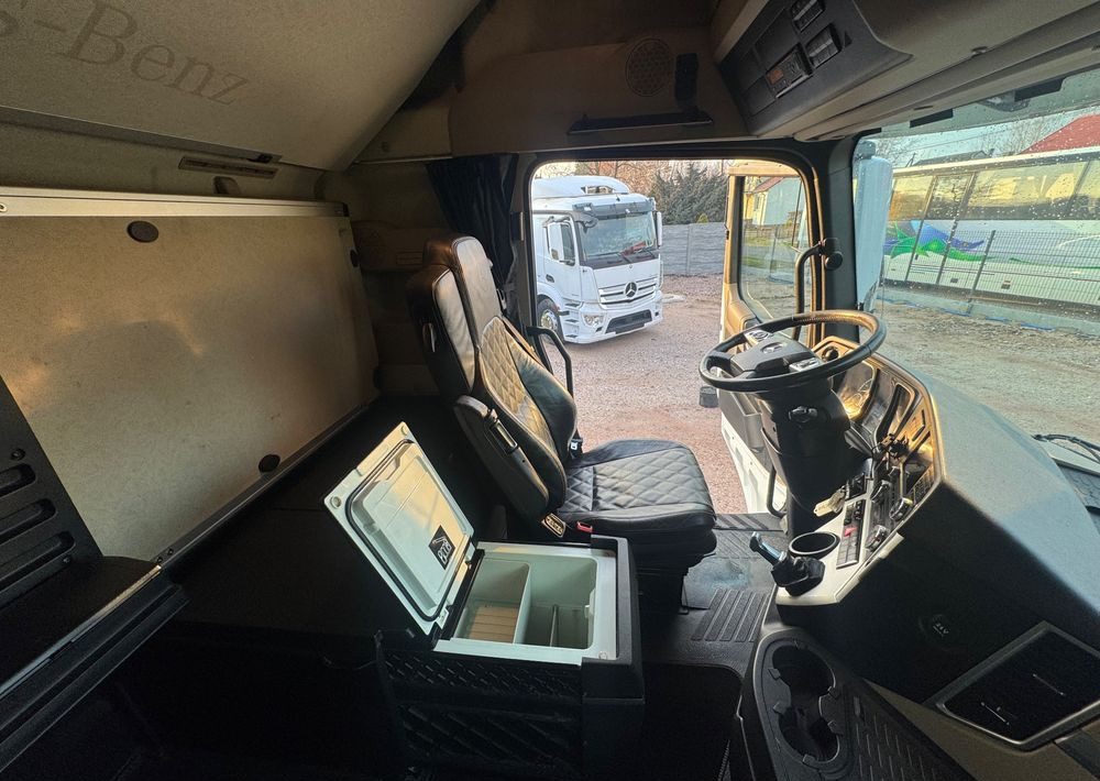 Φορτηγό κόφα Mercedes-Benz ACTROS / 2553 / ACC / E 6 / MP 5 /TIPPER, BDF ,WYWROT / RETARDER/ GIGA SPACE/Niski Przebieg 366 Tys Km! ASO: φωτογραφία 17 Φορτηγό κόφα Mercedes-Benz ACTROS / 2553 / ACC / E 6 / MP 5 /TIPPER, BDF ,WYWROT / RETARDER/ GIGA SPACE/Niski Przebieg 366 Tys Km! ASO: φωτογραφία 17