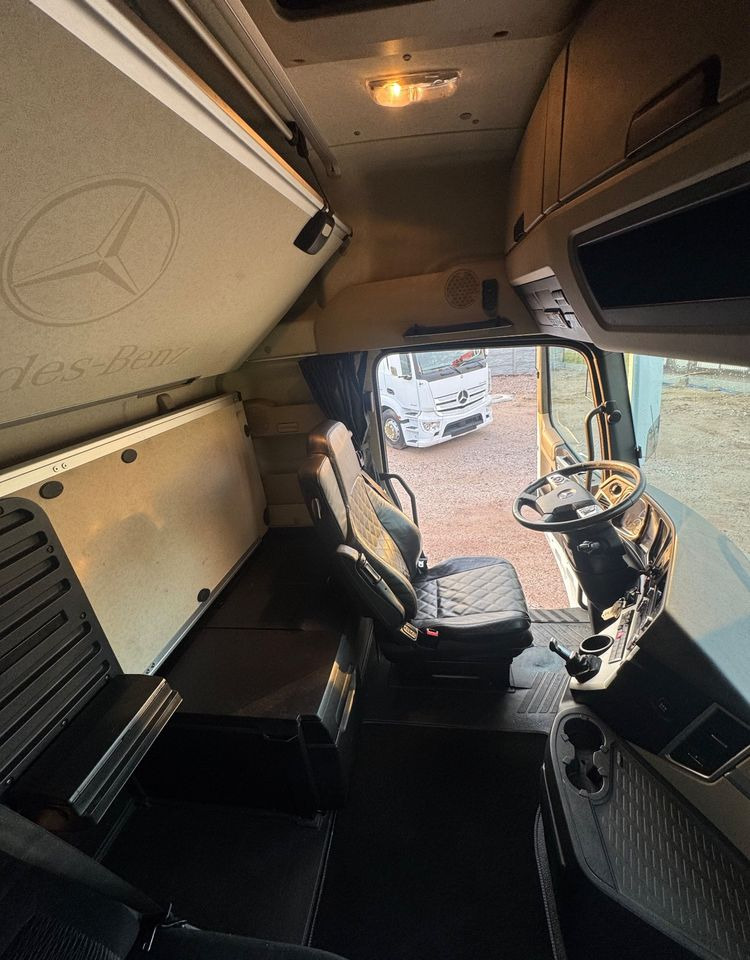 Φορτηγό κόφα Mercedes-Benz ACTROS / 2553 / ACC / E 6 / MP 5 /TIPPER, BDF ,WYWROT / RETARDER/ GIGA SPACE/Niski Przebieg 366 Tys Km! ASO: φωτογραφία 15 Φορτηγό κόφα Mercedes-Benz ACTROS / 2553 / ACC / E 6 / MP 5 /TIPPER, BDF ,WYWROT / RETARDER/ GIGA SPACE/Niski Przebieg 366 Tys Km! ASO: φωτογραφία 15