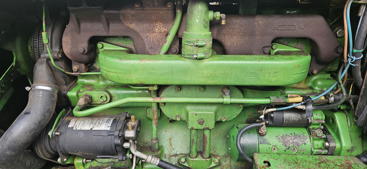 JOHN DEERE 4350 - Τρακτέρ: φωτογραφία 4 JOHN DEERE 4350 - Τρακτέρ: φωτογραφία 4