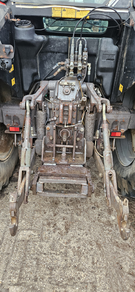 MASSEY FERGUSON 6180 - Τρακτέρ: φωτογραφία 3 MASSEY FERGUSON 6180 - Τρακτέρ: φωτογραφία 3