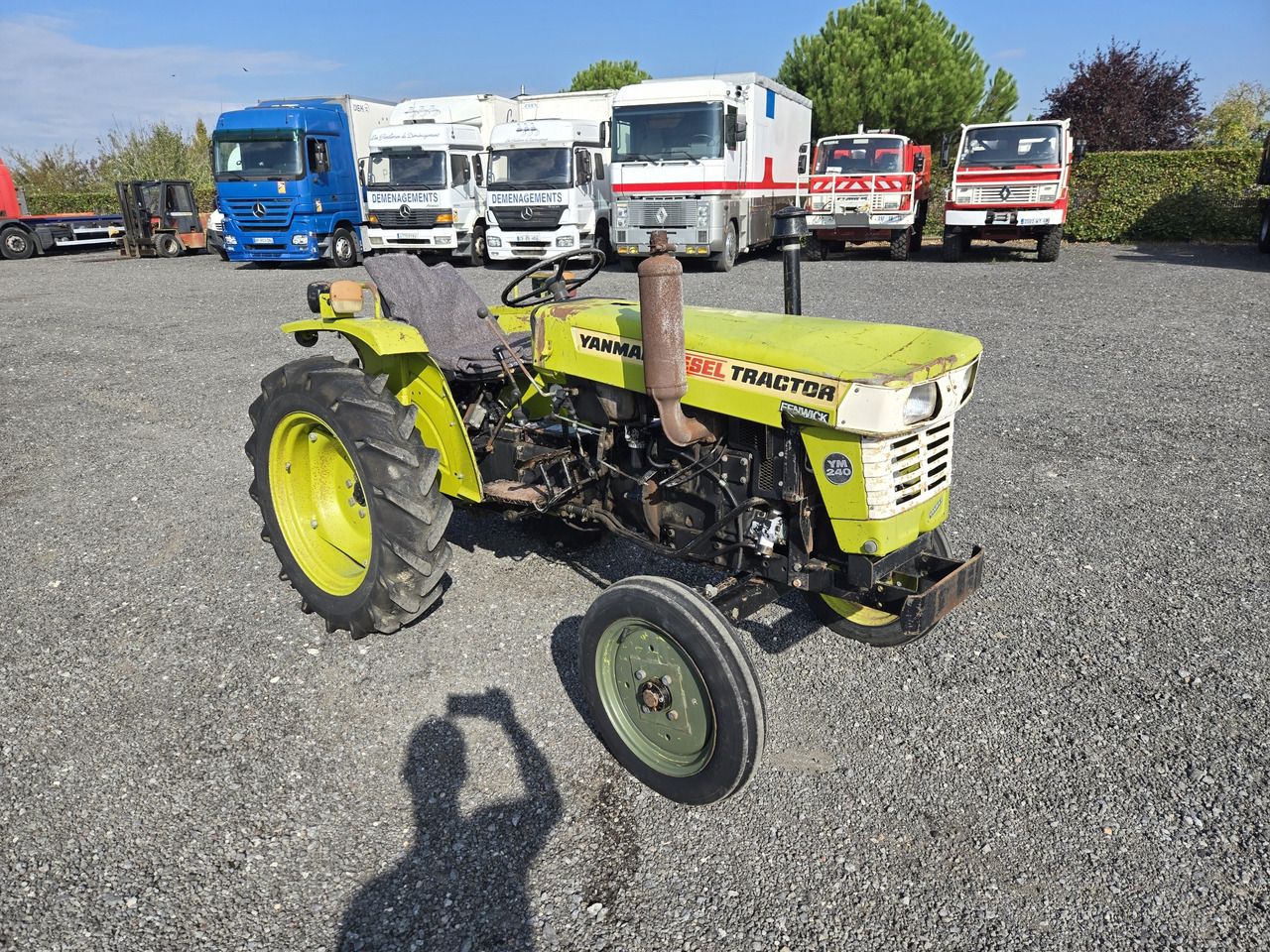 Yanmar YM240 - Μικρό τρακτέρ: φωτογραφία 2 Yanmar YM240 - Μικρό τρακτέρ: φωτογραφία 2
