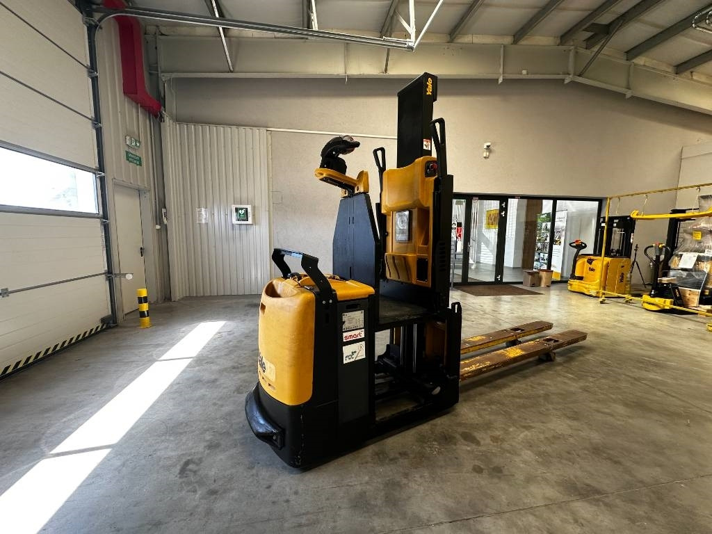 Yale MO20 - Μηχάνημα συλλογής παραγγελιών: φωτογραφία 2 Yale MO20 - Μηχάνημα συλλογής παραγγελιών: φωτογραφία 2