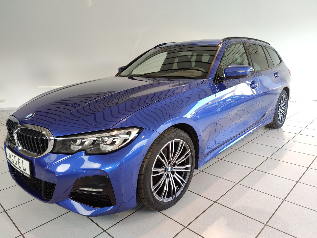 BMW 320 d xDrive Touring M Sport Nav Leder Rükam AHK - Station wagon: φωτογραφία 1 BMW 320 d xDrive Touring M Sport Nav Leder Rükam AHK - Station wagon: φωτογραφία 1