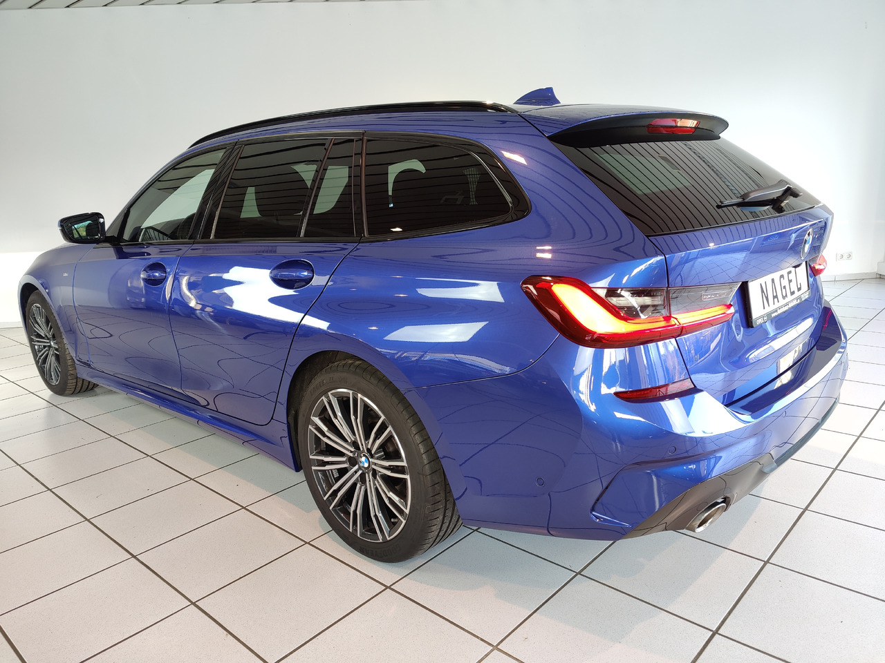 BMW 320 d xDrive Touring M Sport Nav Leder Rükam AHK - Station wagon: φωτογραφία 4 BMW 320 d xDrive Touring M Sport Nav Leder Rükam AHK - Station wagon: φωτογραφία 4