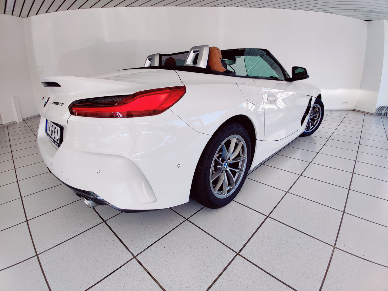 BMW Z4 sDrive 30 i M Sport Roadster Kam Head-Up Leder - Κάμπριο: φωτογραφία 5 BMW Z4 sDrive 30 i M Sport Roadster Kam Head-Up Leder - Κάμπριο: φωτογραφία 5