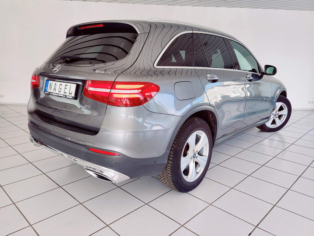 Mercedes-Benz GLC 220 d 4Matic AHK Navi RüKam SHZ - SUV: φωτογραφία 5 Mercedes-Benz GLC 220 d 4Matic AHK Navi RüKam SHZ - SUV: φωτογραφία 5