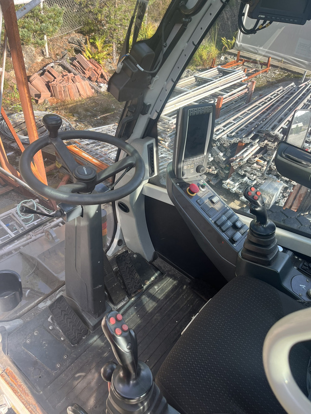 SENNEBOGEN 643 M - Τηλεσκοπικός γερανός: φωτογραφία 4 SENNEBOGEN 643 M - Τηλεσκοπικός γερανός: φωτογραφία 4