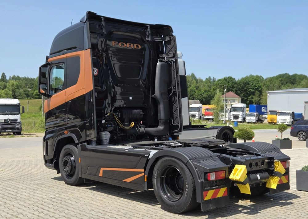 Ford F-MAX - Τράκτορας: φωτογραφία 3 Ford F-MAX - Τράκτορας: φωτογραφία 3