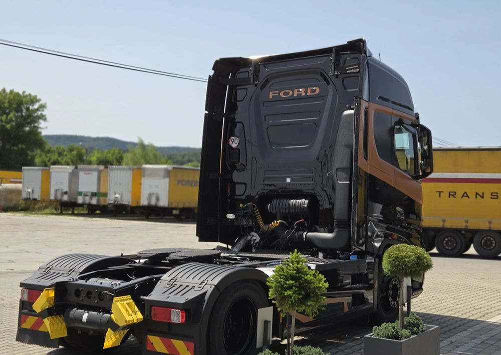 Ford F-MAX - Τράκτορας: φωτογραφία 4 Ford F-MAX - Τράκτορας: φωτογραφία 4