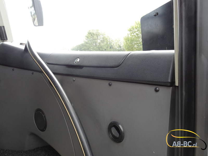 Scania Higer Touring HD, 54 Seats +Lift, Euro 6 - Πούλμαν: φωτογραφία 3 Scania Higer Touring HD, 54 Seats +Lift, Euro 6 - Πούλμαν: φωτογραφία 3