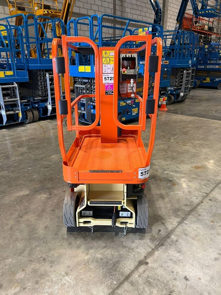 JLG 1230 ES - Κάθετος ανελκυστήρας με κατάρτι: φωτογραφία 3 JLG 1230 ES - Κάθετος ανελκυστήρας με κατάρτι: φωτογραφία 3