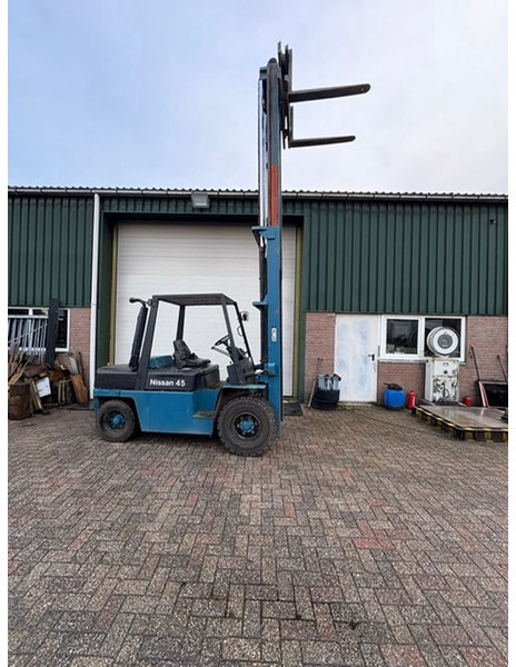 Nissan fd50 - Πετρελαιοκίνητο περονοφόρο: φωτογραφία 1 Nissan fd50 - Πετρελαιοκίνητο περονοφόρο: φωτογραφία 1