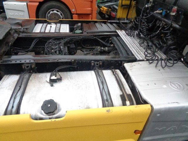 MAN XXL 520, Retarder, deutsches Fahrzeug - Τράκτορας: φωτογραφία 4 MAN XXL 520, Retarder, deutsches Fahrzeug - Τράκτορας: φωτογραφία 4