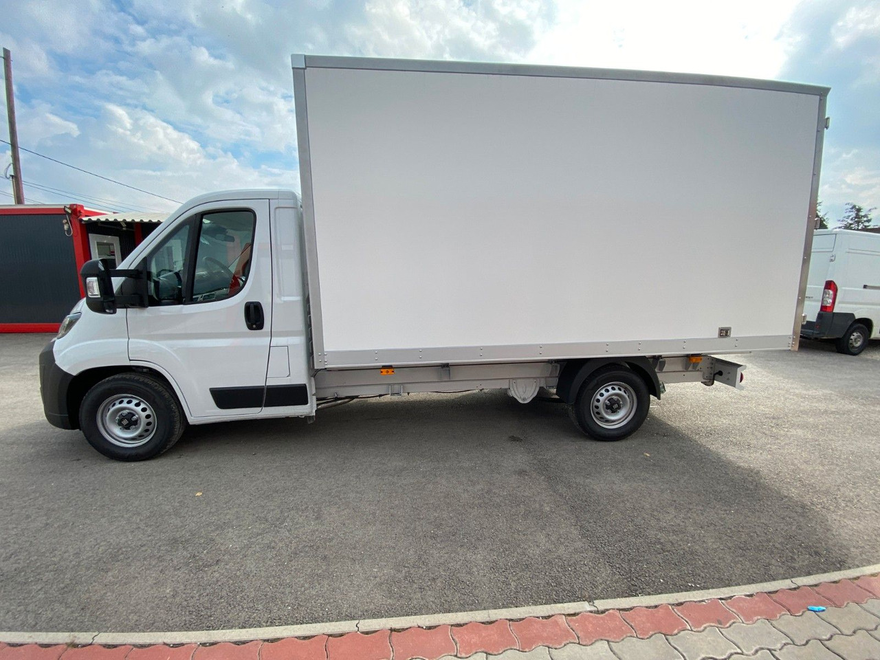 Fiat Ducato KOFFER - Επαγγελματικό αυτοκίνητο κόφα: φωτογραφία 3 Fiat Ducato KOFFER - Επαγγελματικό αυτοκίνητο κόφα: φωτογραφία 3