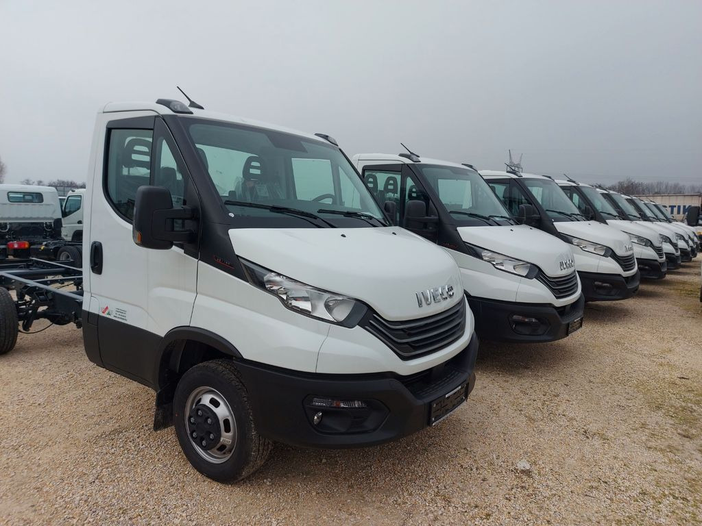 Iveco Daily 35C16 Fahrgestell Wählbar Aufbau Euro6E Iveco Daily 35C16 Fahrgestell Wählbar Aufbau Euro6E - Φορτηγό σασί, Φορτηγό με γερανό: φωτογραφία 2 Iveco Daily 35C16 Fahrgestell Wählbar Aufbau Euro6E Iveco Daily 35C16 Fahrgestell Wählbar Aufbau Euro6E - Φορτηγό σασί, Φορτηγό με γερανό: φωτογραφία 2