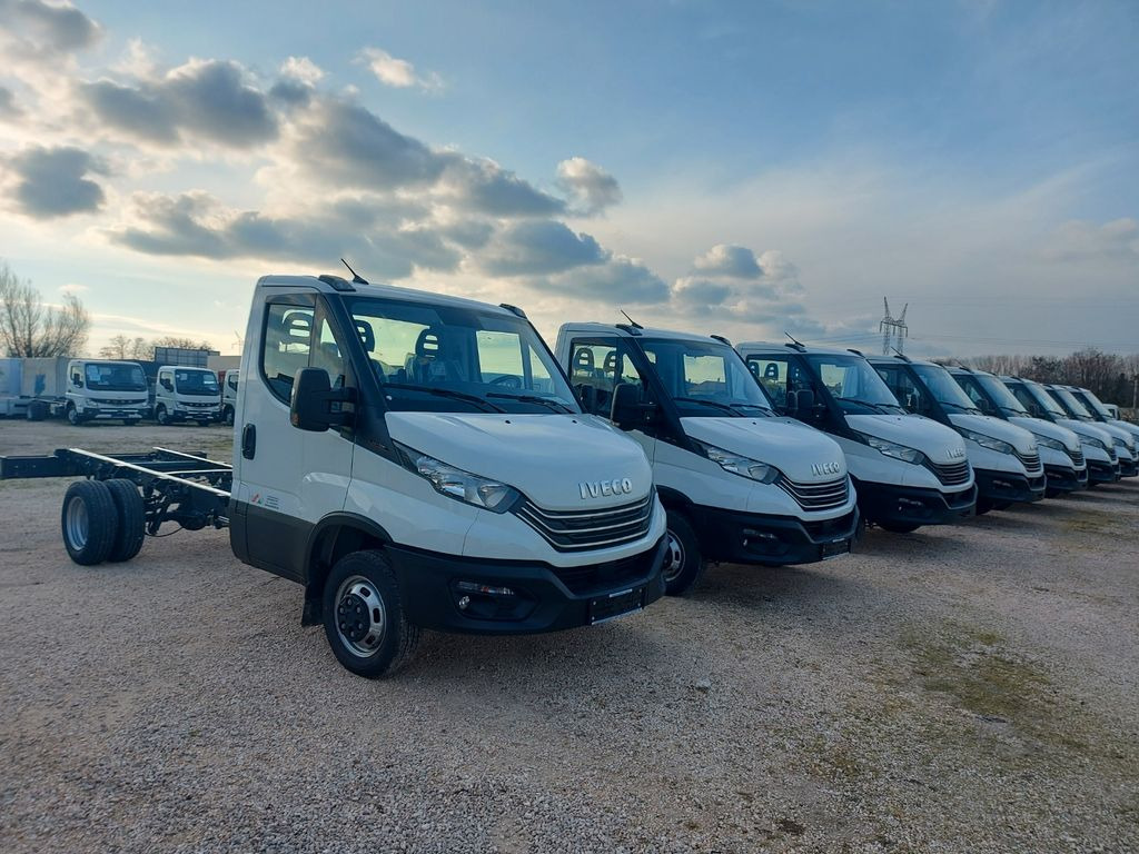 Iveco Daily 35C16 Fahrgestell Wählbar Aufbau Euro6E Iveco Daily 35C16 Fahrgestell Wählbar Aufbau Euro6E - Φορτηγό σασί, Φορτηγό με γερανό: φωτογραφία 1 Iveco Daily 35C16 Fahrgestell Wählbar Aufbau Euro6E Iveco Daily 35C16 Fahrgestell Wählbar Aufbau Euro6E - Φορτηγό σασί, Φορτηγό με γερανό: φωτογραφία 1