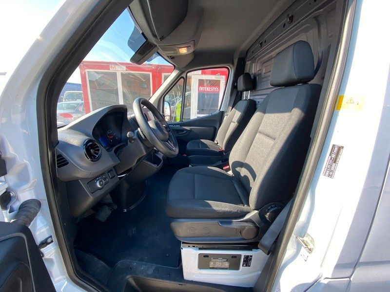 Επαγγελματικό αυτοκίνητο ψυγείο Mercedes-Benz Sprinter III Kasten FWD 211/215 CDI FWD L2: φωτογραφία 15 Επαγγελματικό αυτοκίνητο ψυγείο Mercedes-Benz Sprinter III Kasten FWD 211/215 CDI FWD L2: φωτογραφία 15