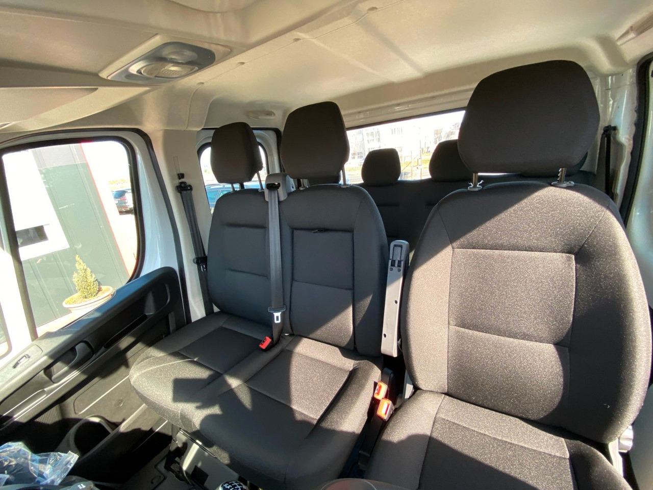 Peugeot BOXER CHDC L4 HEAVY PRITSCHE - Μικρό φορτηγό με καρότσα, Διπλοκάμπινο ελαφρύ επαγγελματικό: φωτογραφία 4 Peugeot BOXER CHDC L4 HEAVY PRITSCHE - Μικρό φορτηγό με καρότσα, Διπλοκάμπινο ελαφρύ επαγγελματικό: φωτογραφία 4