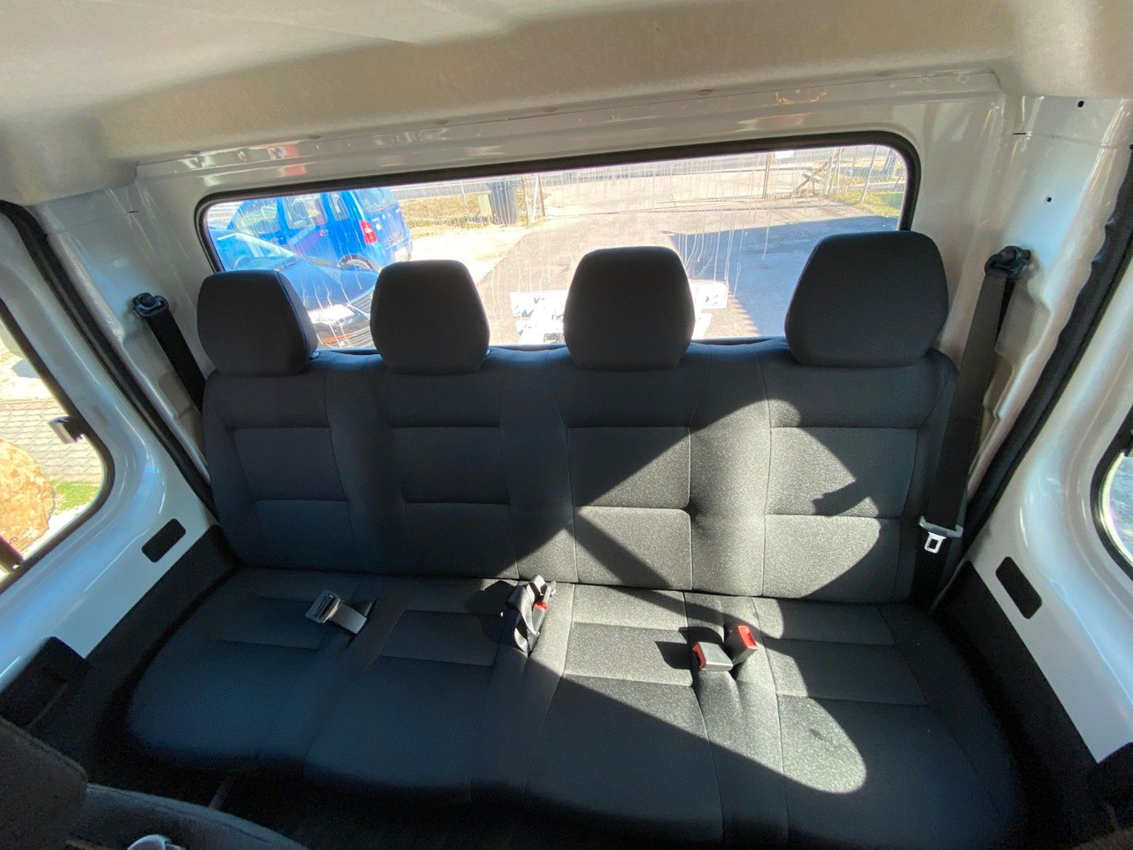 Peugeot BOXER CHDC L4 HEAVY PRITSCHE - Μικρό φορτηγό με καρότσα, Διπλοκάμπινο ελαφρύ επαγγελματικό: φωτογραφία 5 Peugeot BOXER CHDC L4 HEAVY PRITSCHE - Μικρό φορτηγό με καρότσα, Διπλοκάμπινο ελαφρύ επαγγελματικό: φωτογραφία 5